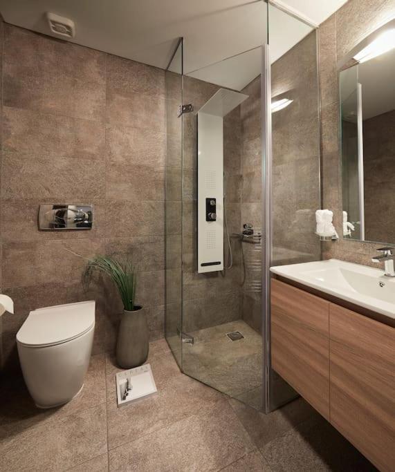 Cw Athens Riviera Suite Luaran gambar