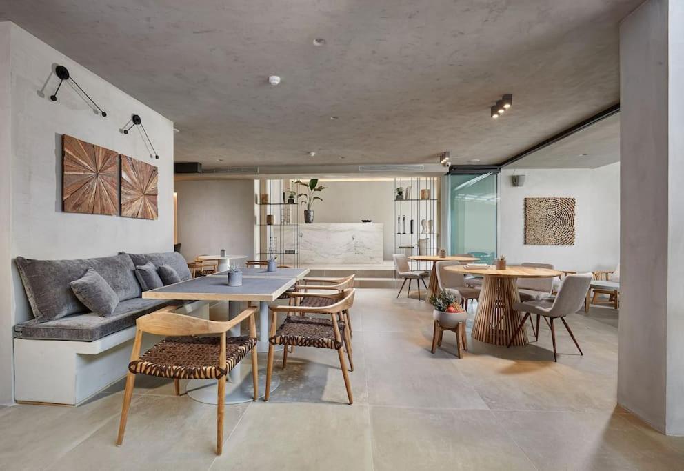 Cw Athens Riviera Suite Luaran gambar